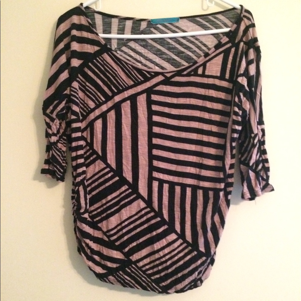  Julie's Closet Tan & Black Dress Shirt Medium