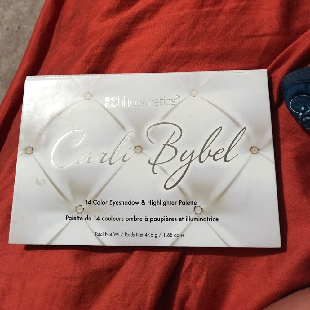 Carli Bybel Pallete *Destroyed by 3 year old*