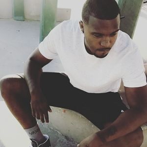 Meet your Posher, Deandre