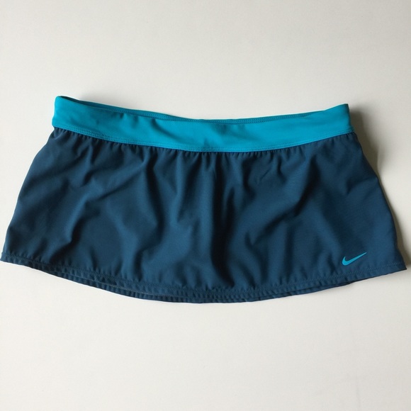 ❣️SALE❣️NWOT NIKE SZ 6 SWIM SHORT/SKIRT❤️ - Picture 1 of 4