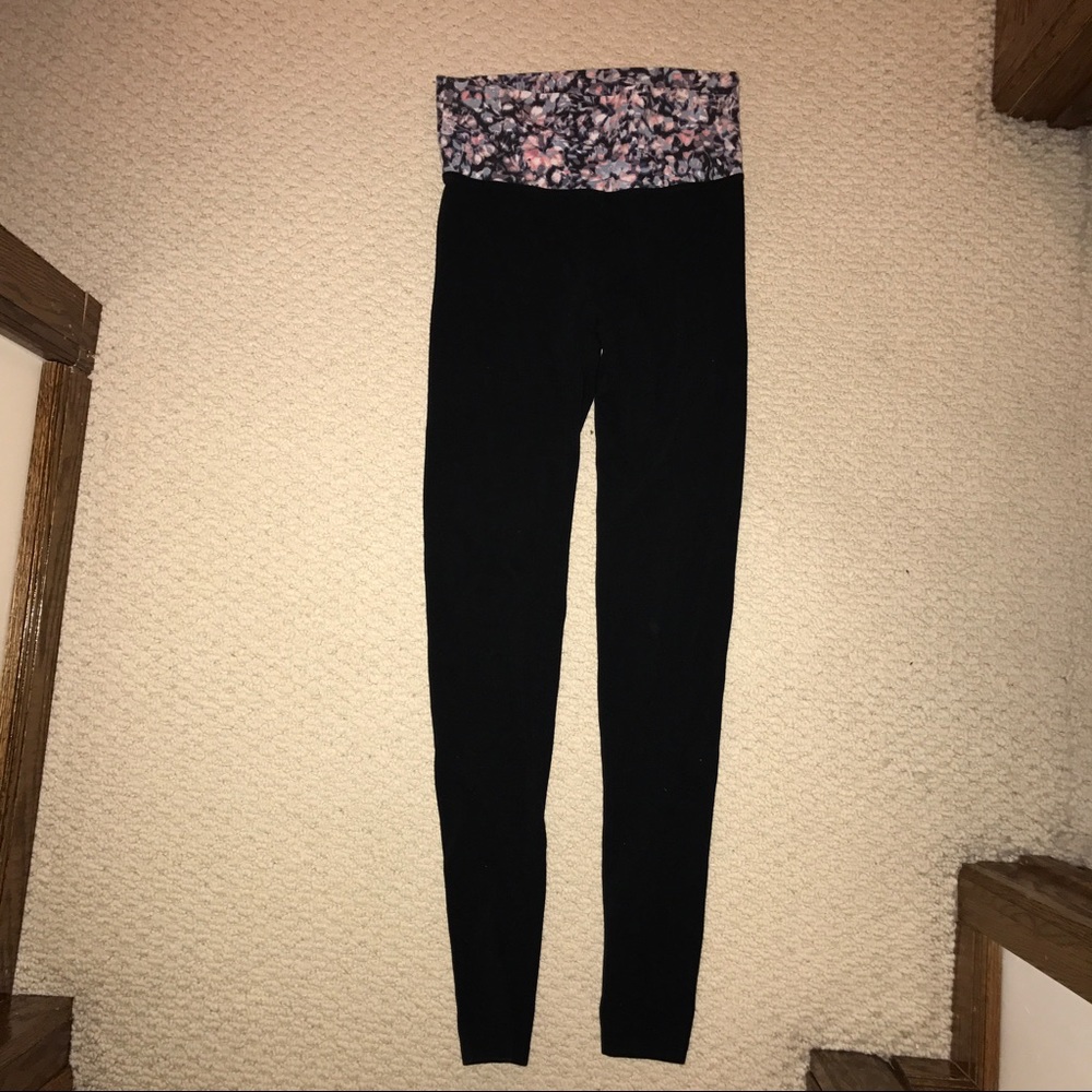 VS yoga leggings