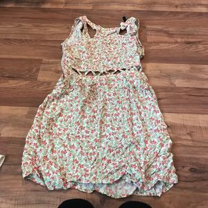 Flower dress with neck and stomach cut outs