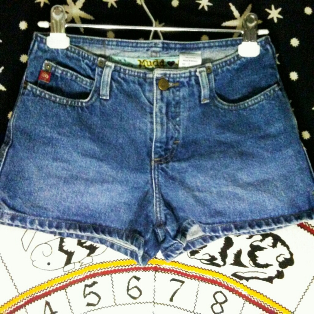 90's MUDD *LIKE-NEW* High Waisted Jean Shorts