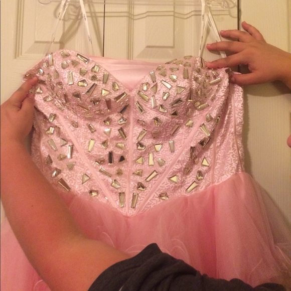 Pink prom dress size 16 - Picture 2 of 4