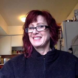 Meet your Posher, Dena