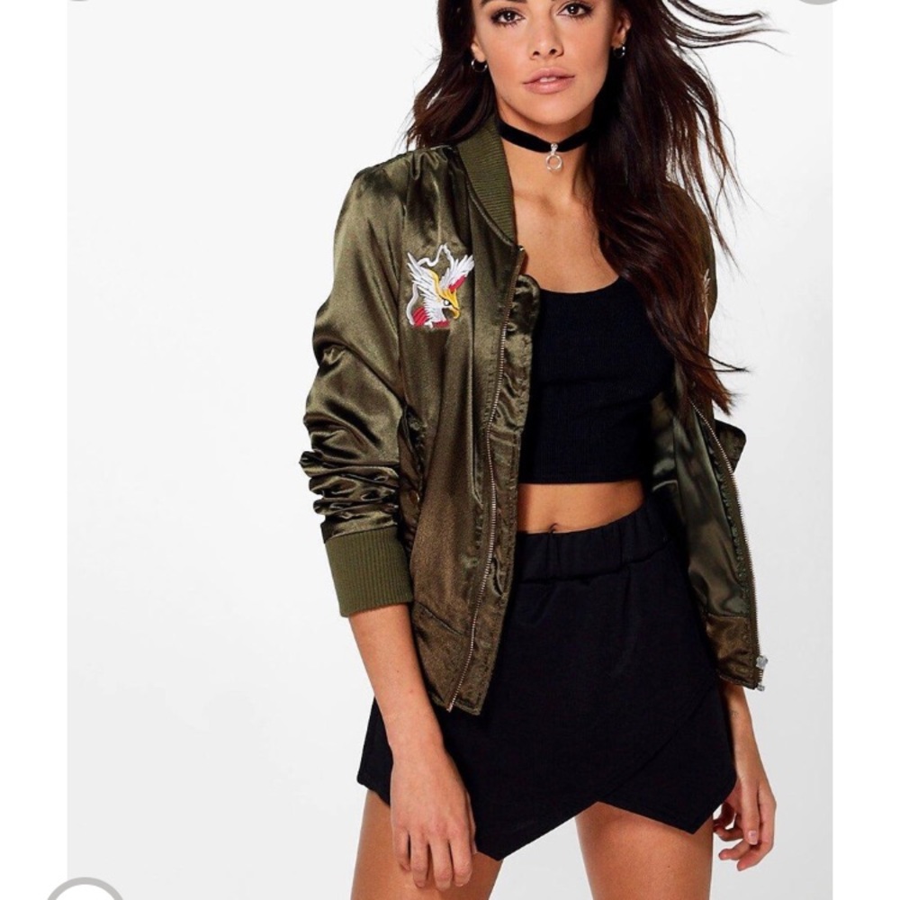NWT black skort