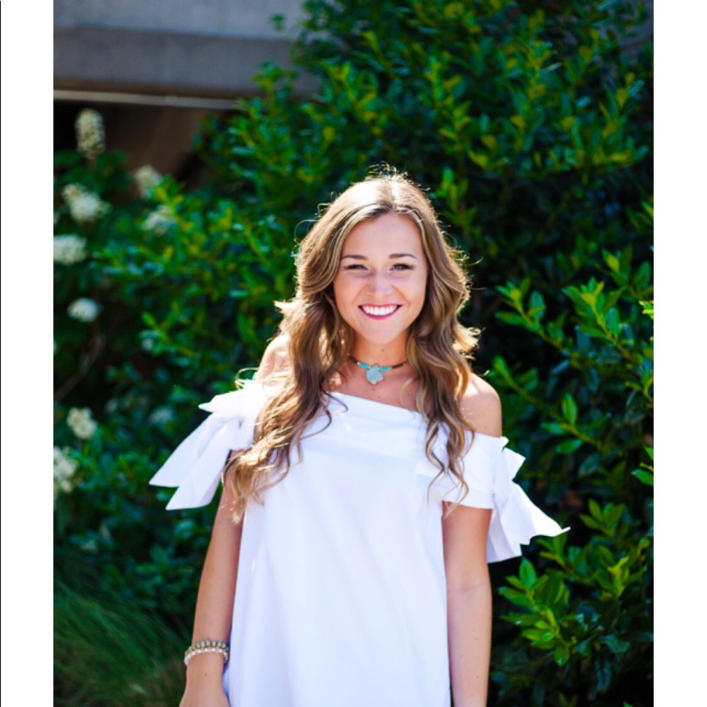 Meet your Posher, Yulissa