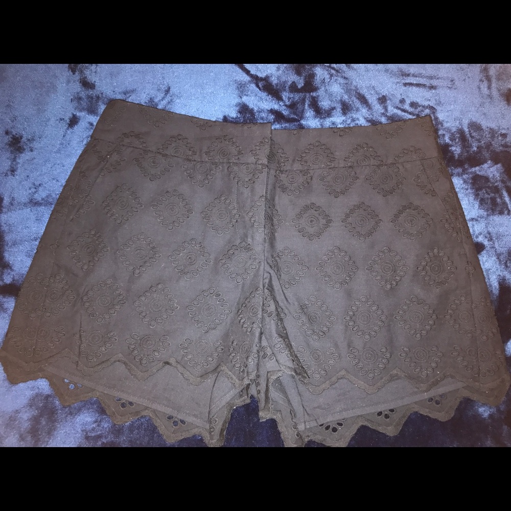 Crown & Ivy shorts