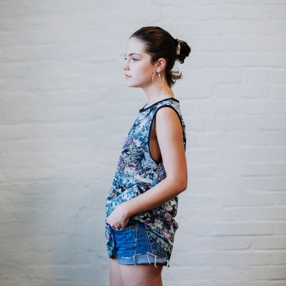 Bold Print Mesh Tank - Picture 2 of 2