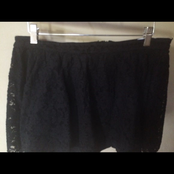 Black lace skirt size large. By Lush - Picture 2 of 5