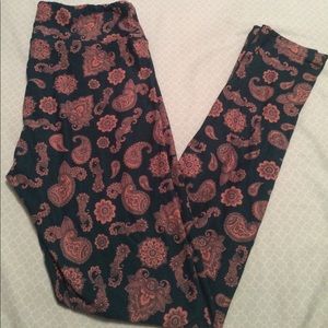 NWT Lularoe Leggings