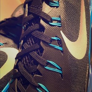 Nike mens sz11 basketball shoes, new nwt Nike mens sz11 basketball shoes, new nwt