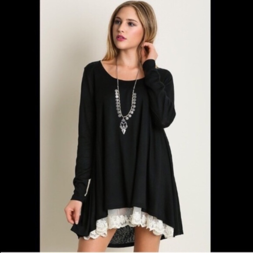 🏆HOST PICK🏆🖤Lace Front Hem Tunic black - Picture 3 of 3