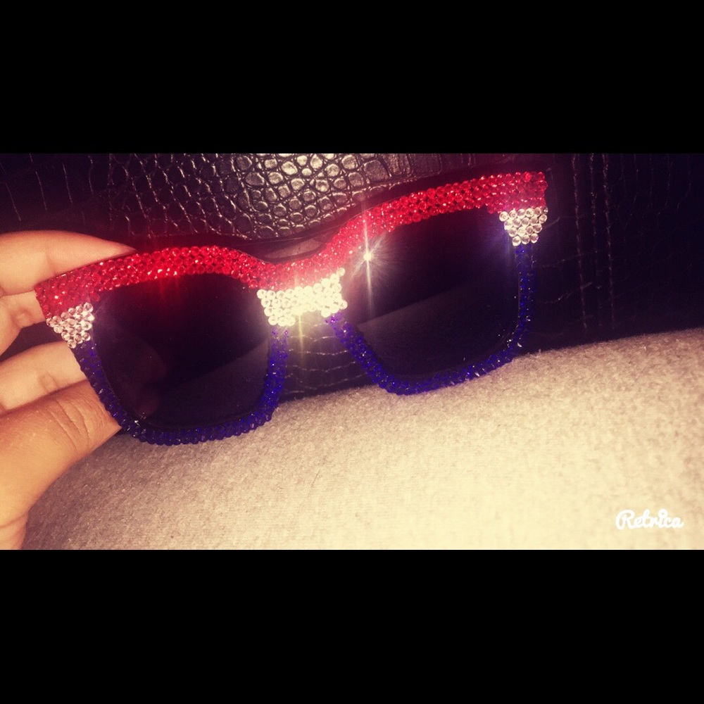 🇺🇸 Patriotic sunglasses