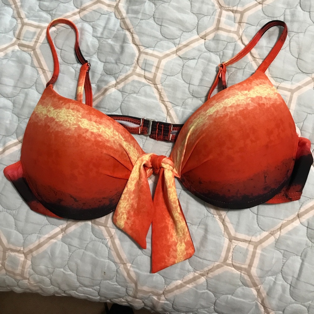 Bikini top