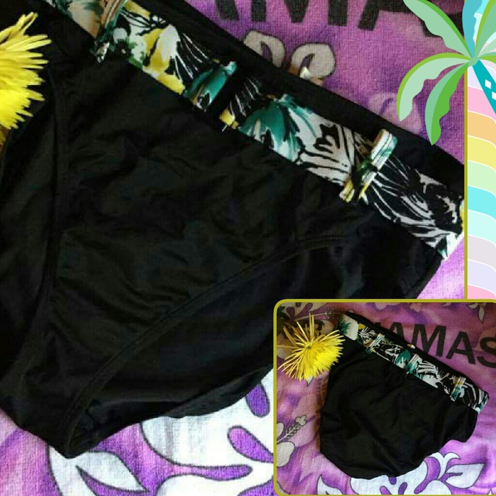 FLASH $ALE  👀 New Bikini Bottom Sz 14