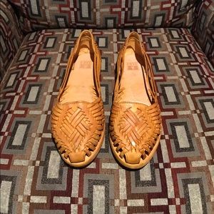 frye heather huarache