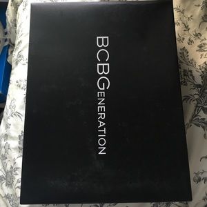 BCBG BG-rameena pump size 9