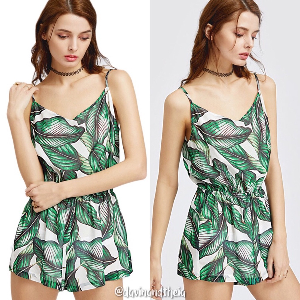 Last One‼️ HP 3X 💖 Tropical Print Romper - Picture 3 of 8