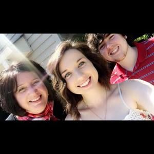 Meet your Posher, Amye