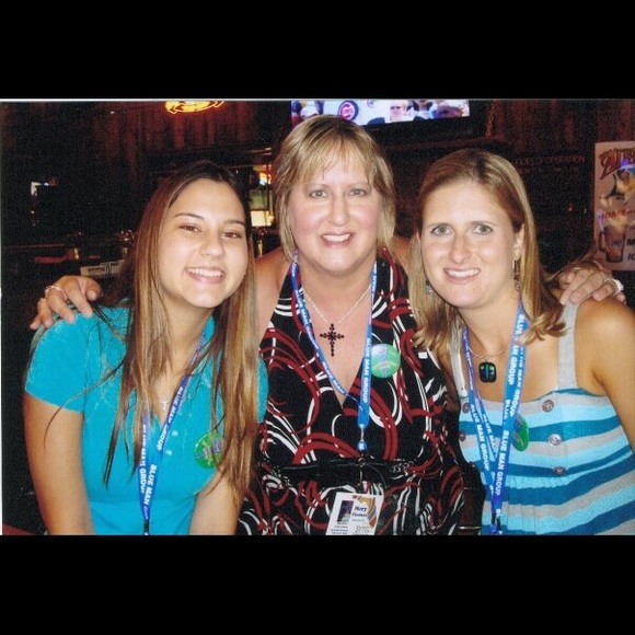 Meet your Posher, Mary - Picture 2 of 3