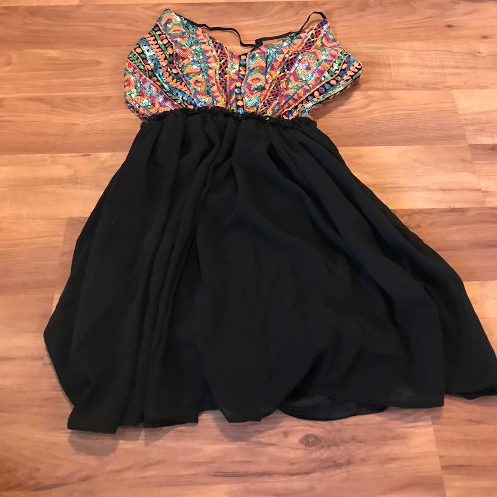 Backless sequin dress