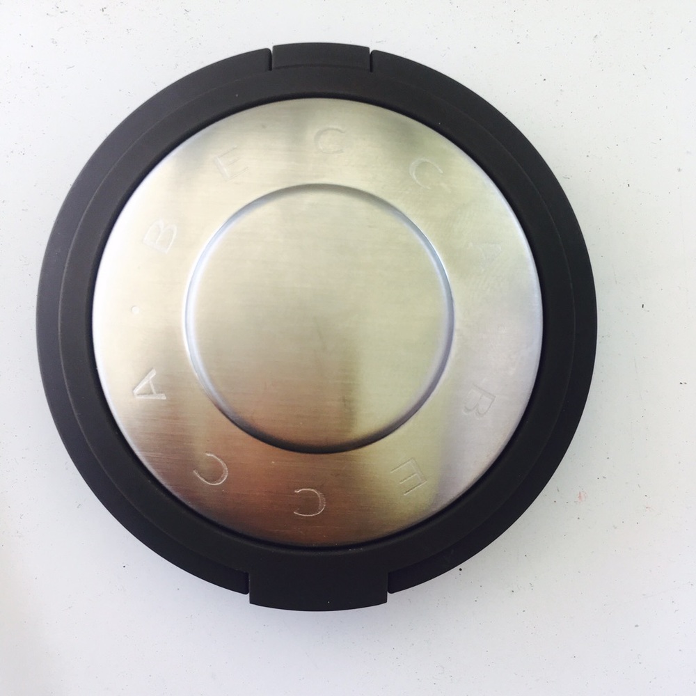 BECCA powder