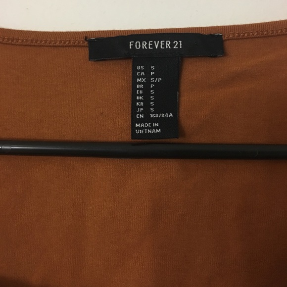 Forever 21 Tops - Tie Up Crop Top Forever 21 Tops - Tie Up Crop Top