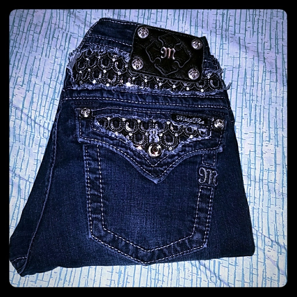 Miss Me Signature Skinny Jeans