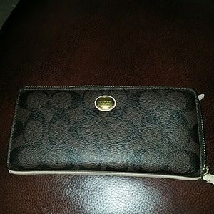 Authentic Coach wallet