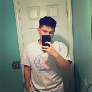 Meet your Posher, Juan