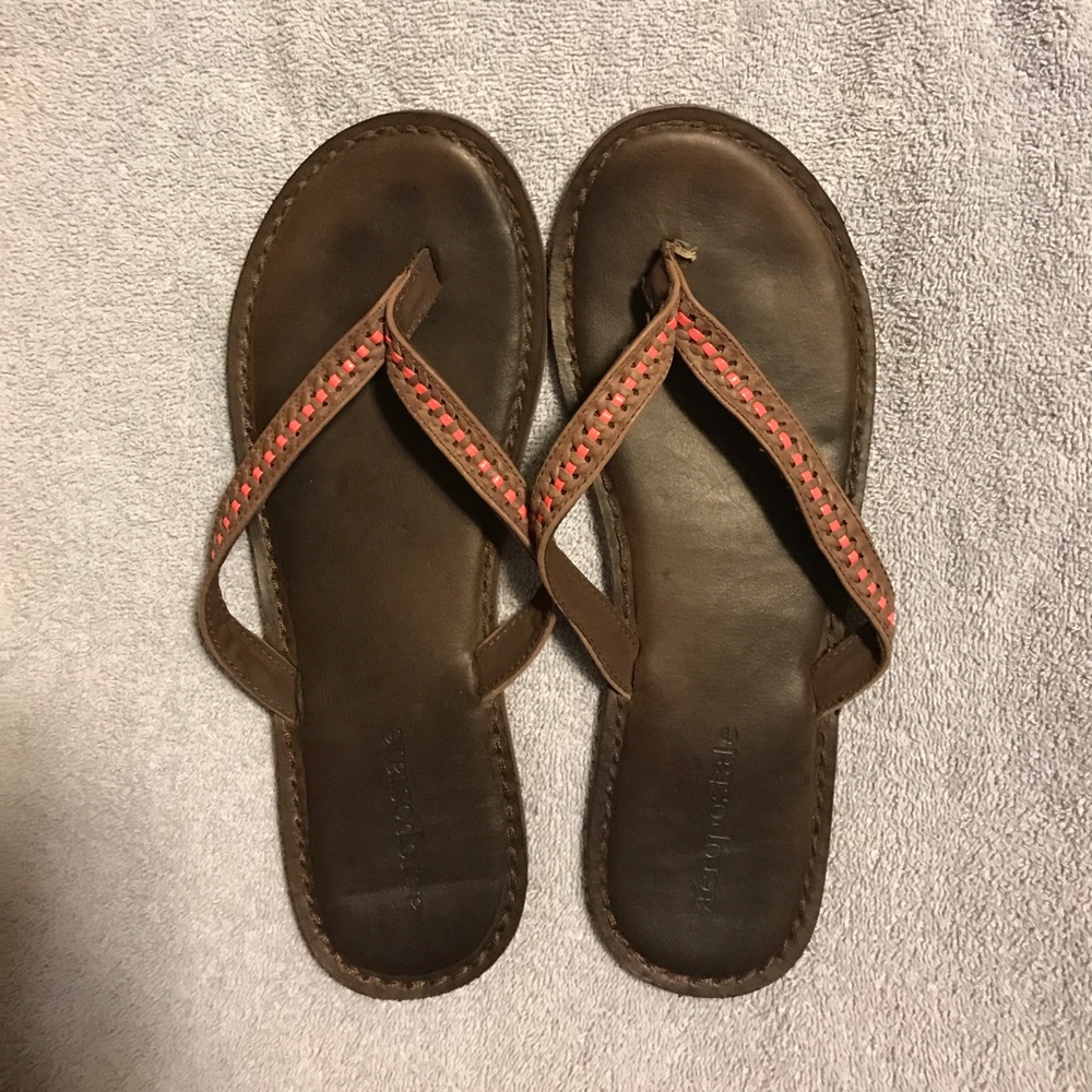 ❌❌SOLD❌❌Brown Leather Flip Flops