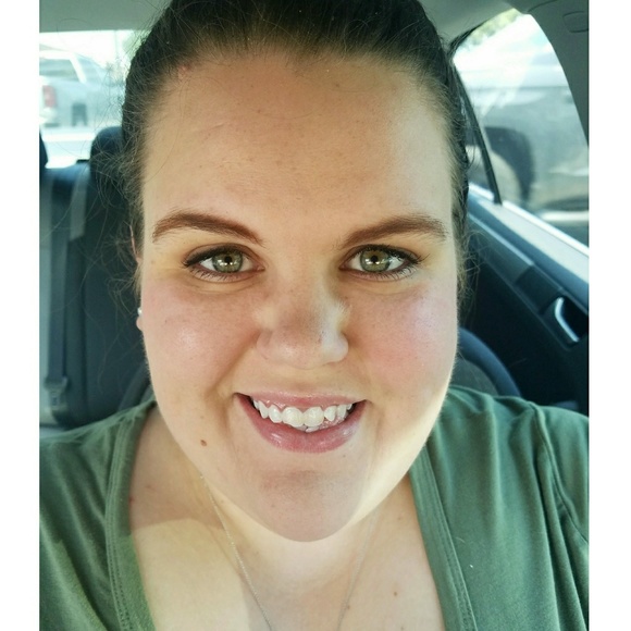 Meet your Posher, Angel - Picture 2 of 3