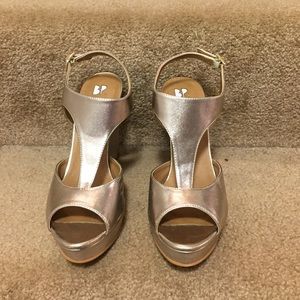 BP by Nordstrom Gold Wedge Sandal Size 7 1/2