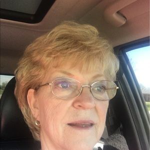 Meet your Posher, Vickie