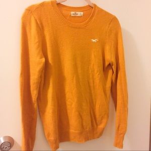 Hollister sweater