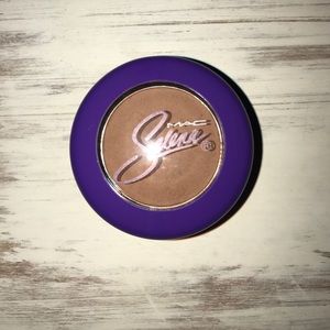 MAC SELENA Collection Matte Eyeshadow