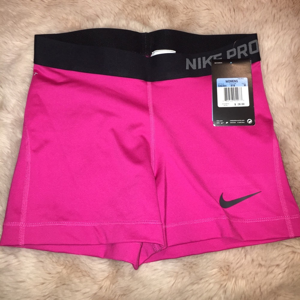 🌹NIKE PRO shorts