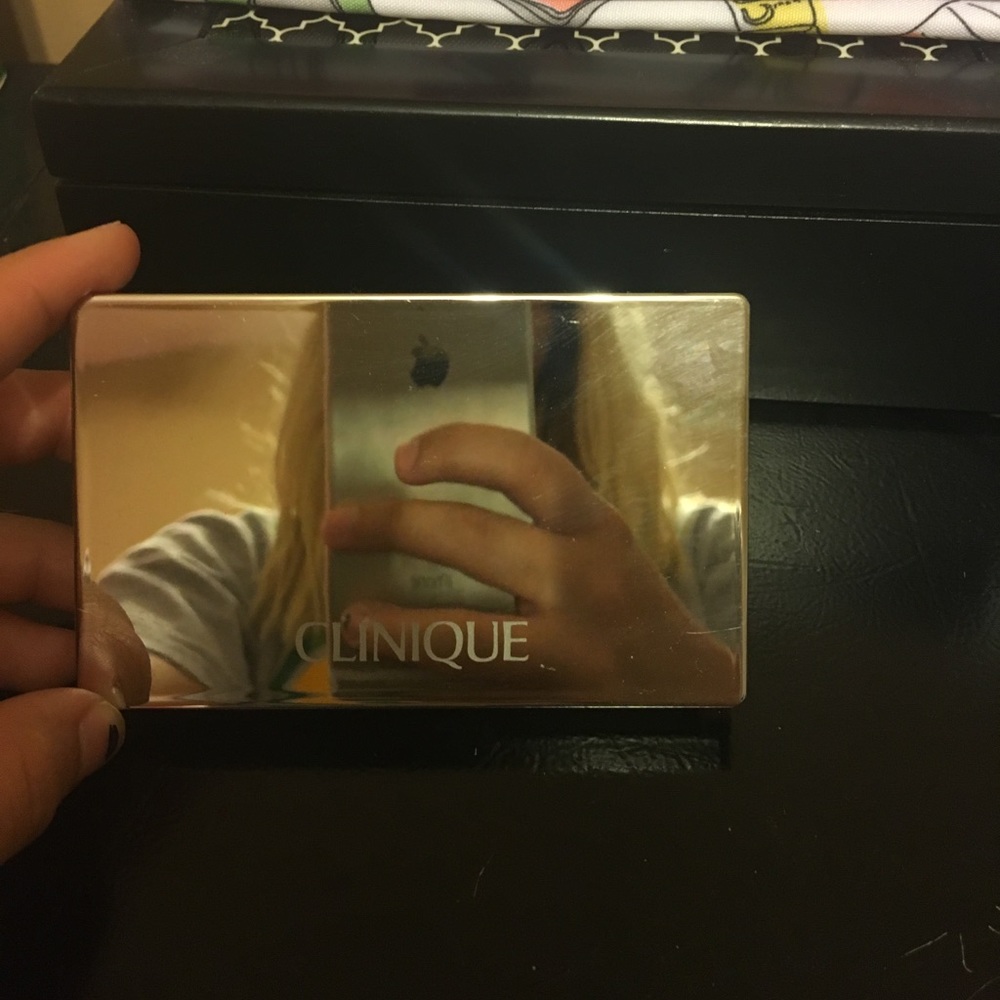 Clinique Powder
