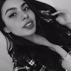 Meet your Posher, Angie