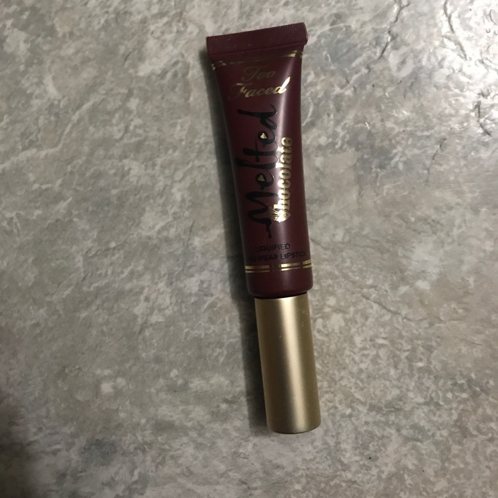 Too Faced melted chocolate lipstick