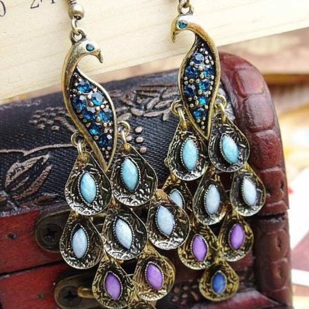 🌺 Peacock Fashion Dangle Earrings 🌺