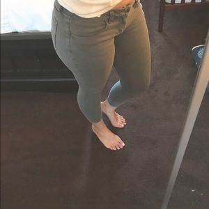 AEO gray crop jeggings