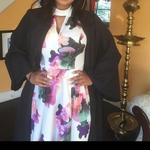 Low cut dress with choker neckline