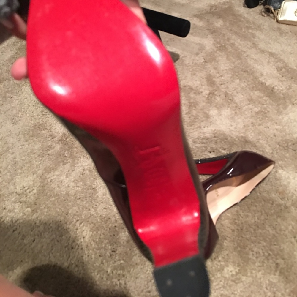 Pumps - Picture 3 of 4