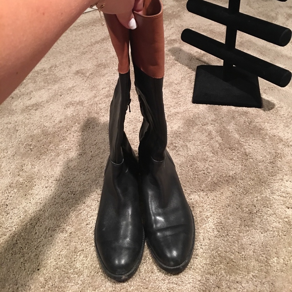 Boots - Picture 3 of 3