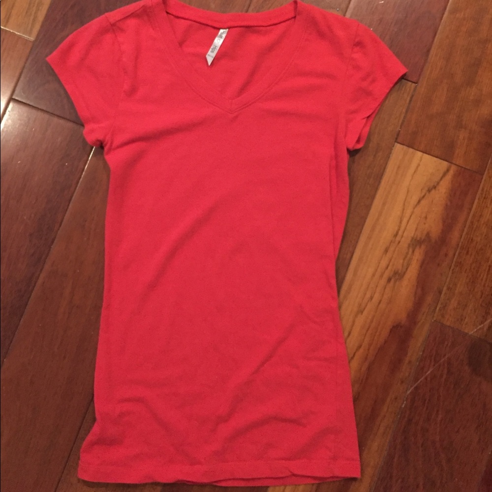 Red Vneck