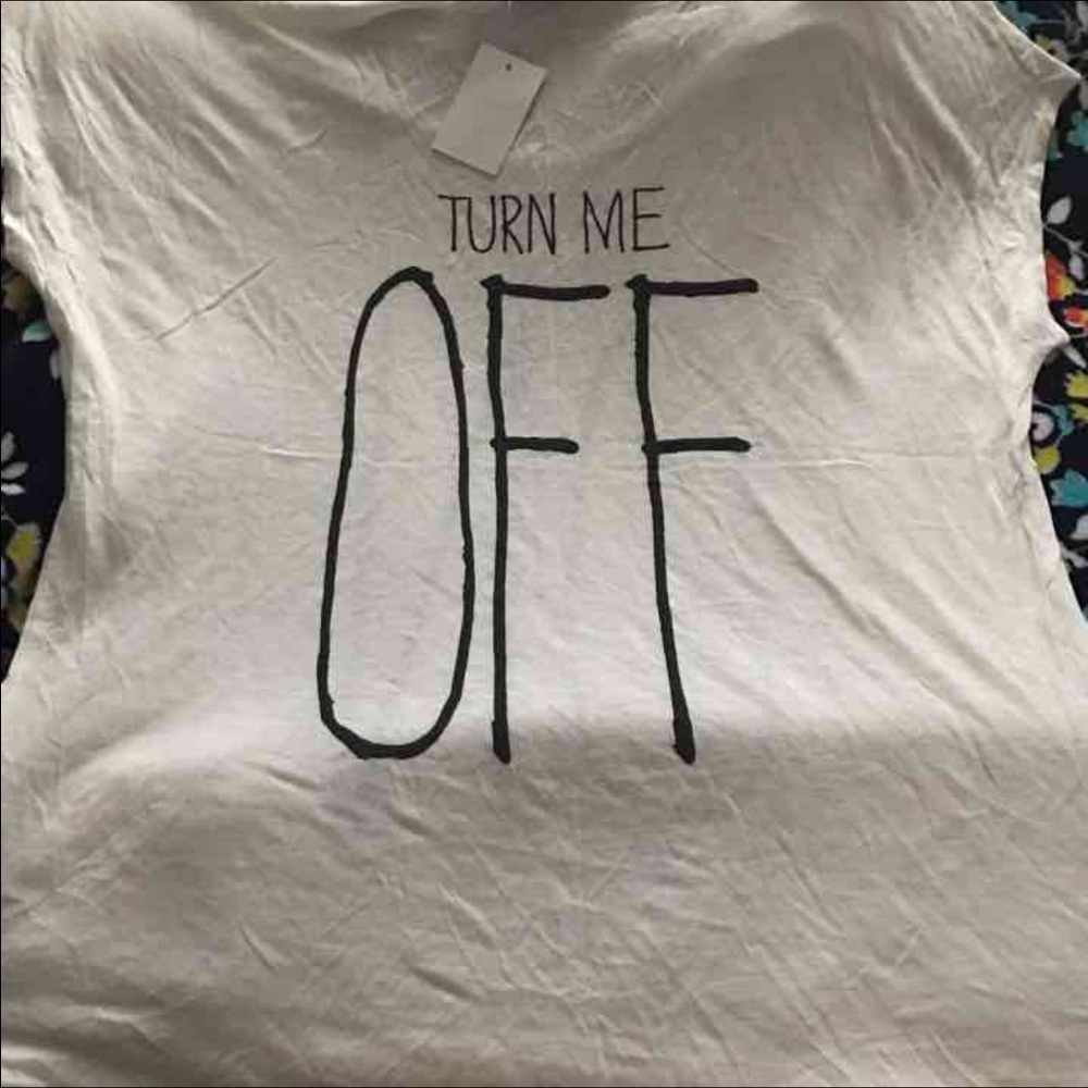 Soft Tee. - Picture 2 of 3