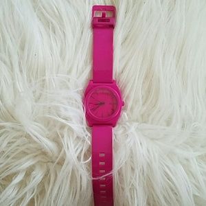 Magenta Nixon watch