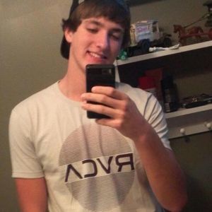 Meet your Posher, Corey